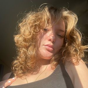 Meet your Posher, Megan